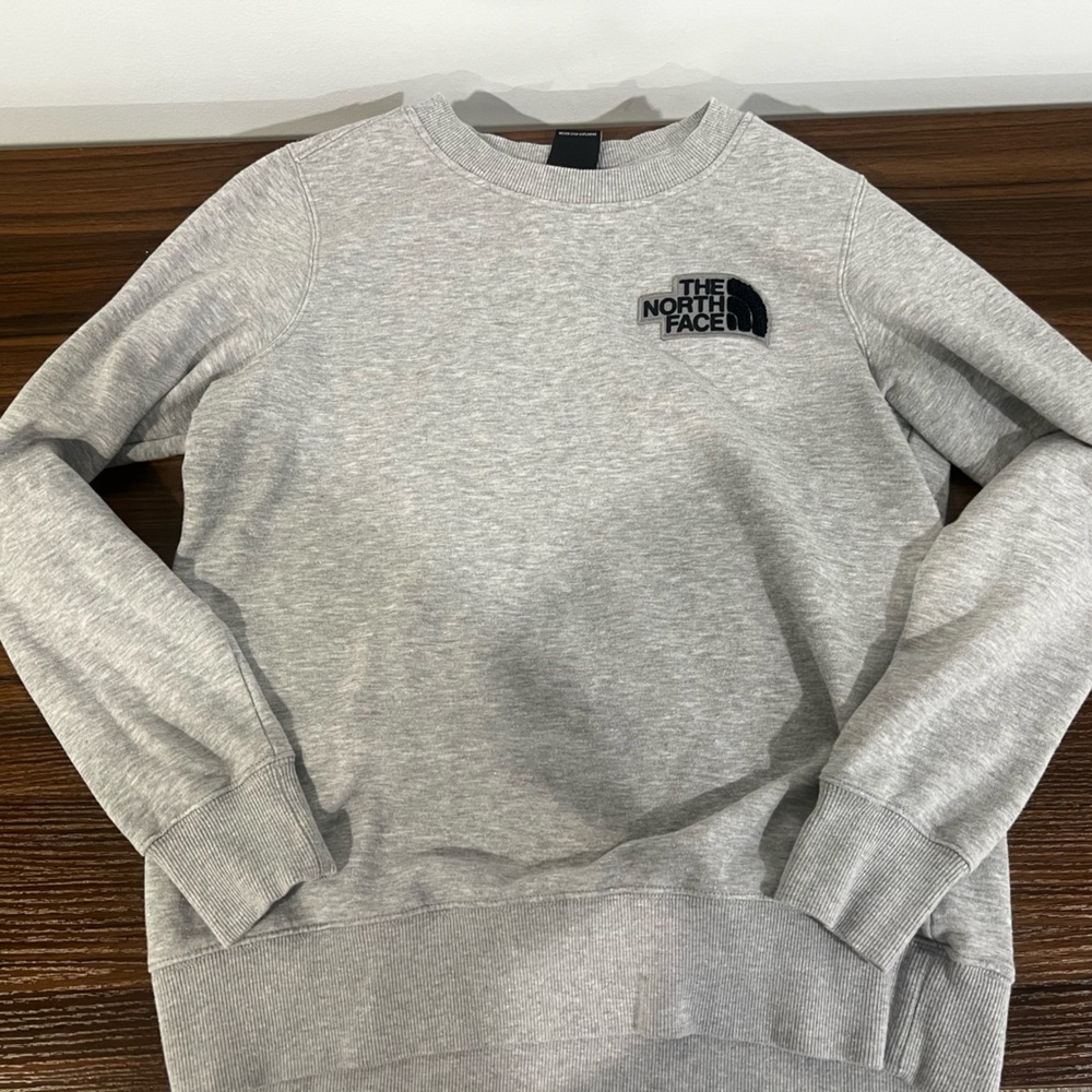 North face crewneck